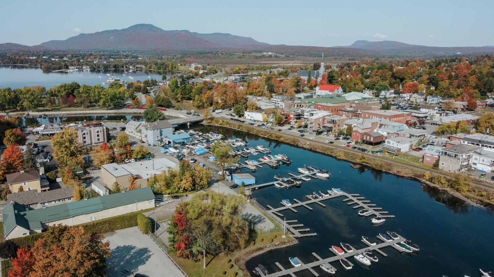 Hotel - Experience - Quartier Des Marinas Magog Buitenkant foto